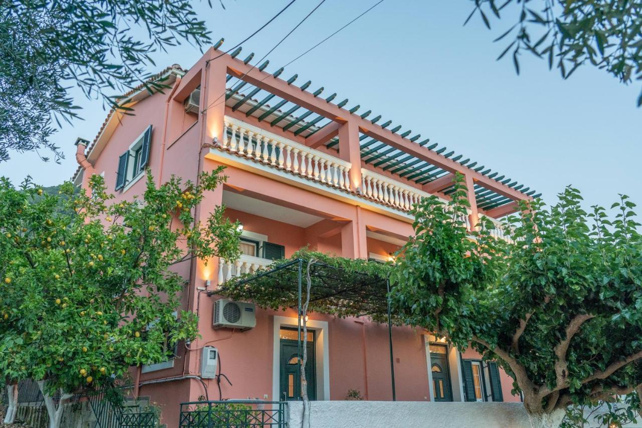 Appartement Pavlatos &
